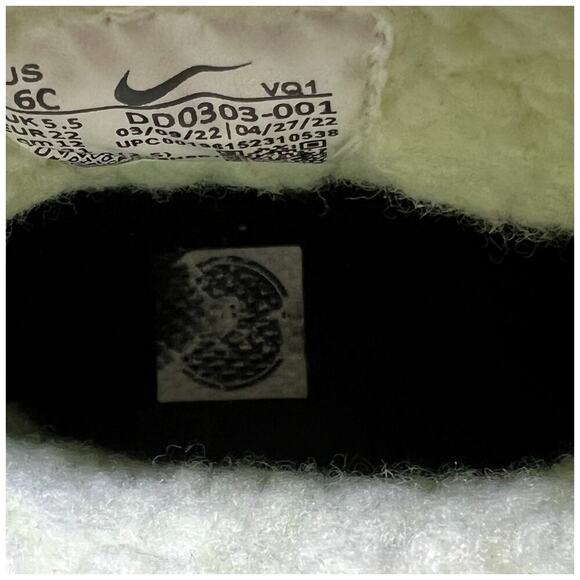 NIKE Flex Advance Winter Snow Boot 6C Toddler Cream Black Lime Green - Picture 12 of 12